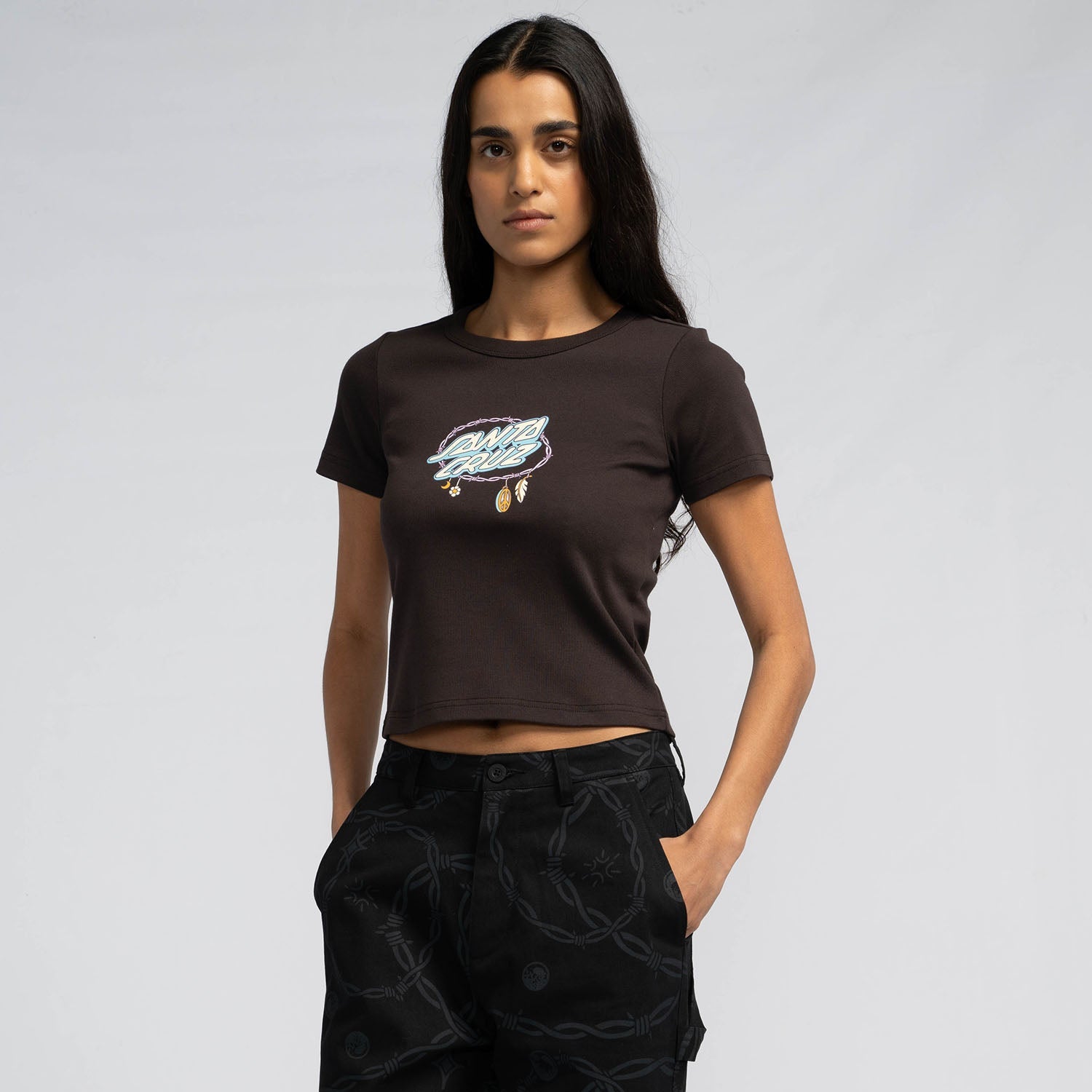 santa-cruz-skateboards-barbed-oval-dot-t-shirt-donna-cropped image 2