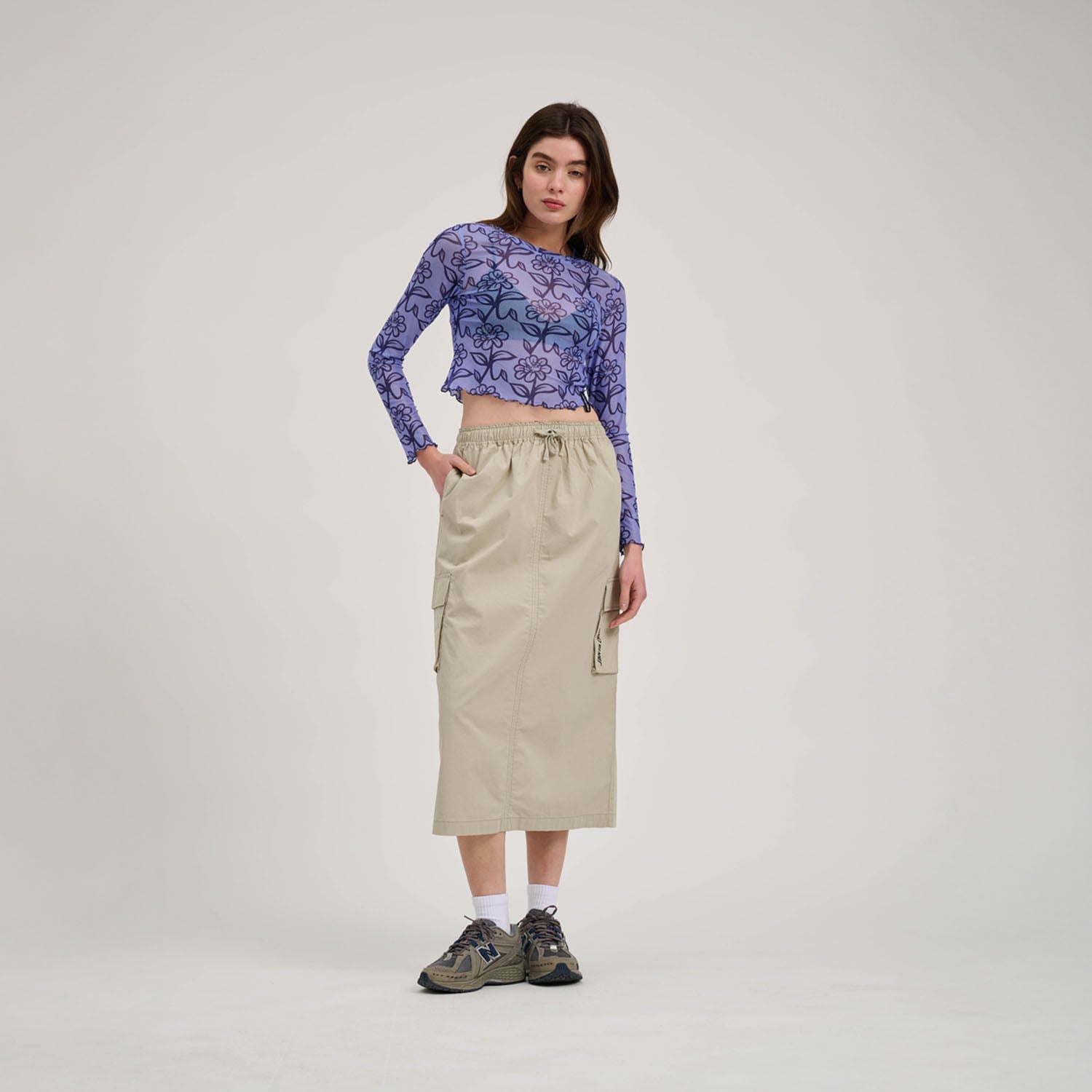 santa-cruz-skateboards-strip-cargo-skirt-gonna-midi-donna image 6