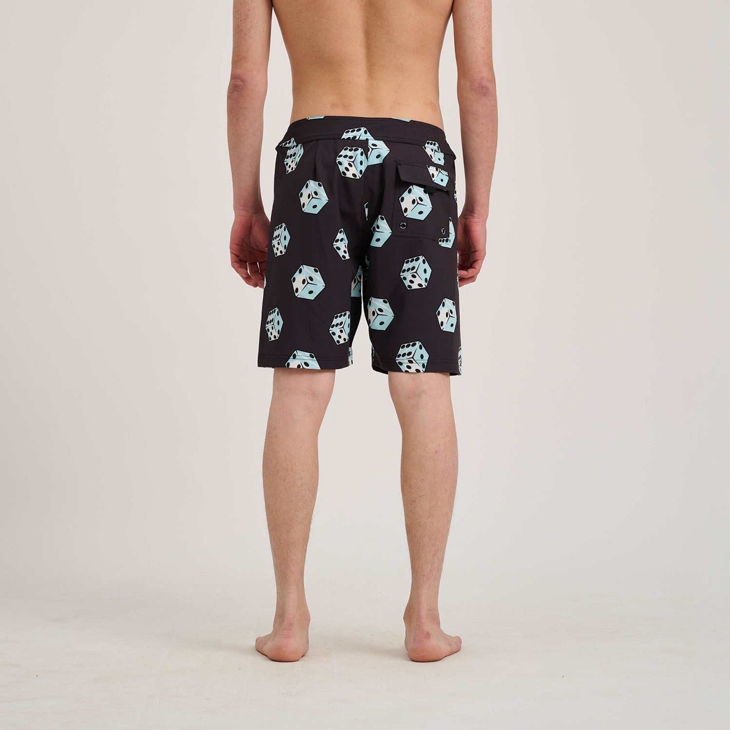 santa-cruz-skateboards-flaming-strip-dice-boardshort-costume-19-elasticizzato image 5