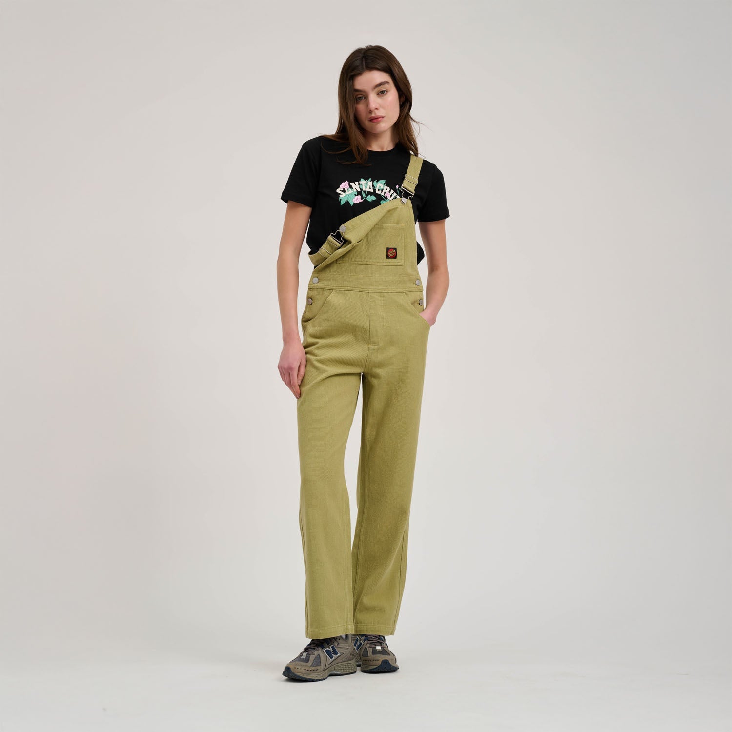 santa-cruz-skateboards-classic-label-salopette-donna-2 image 5