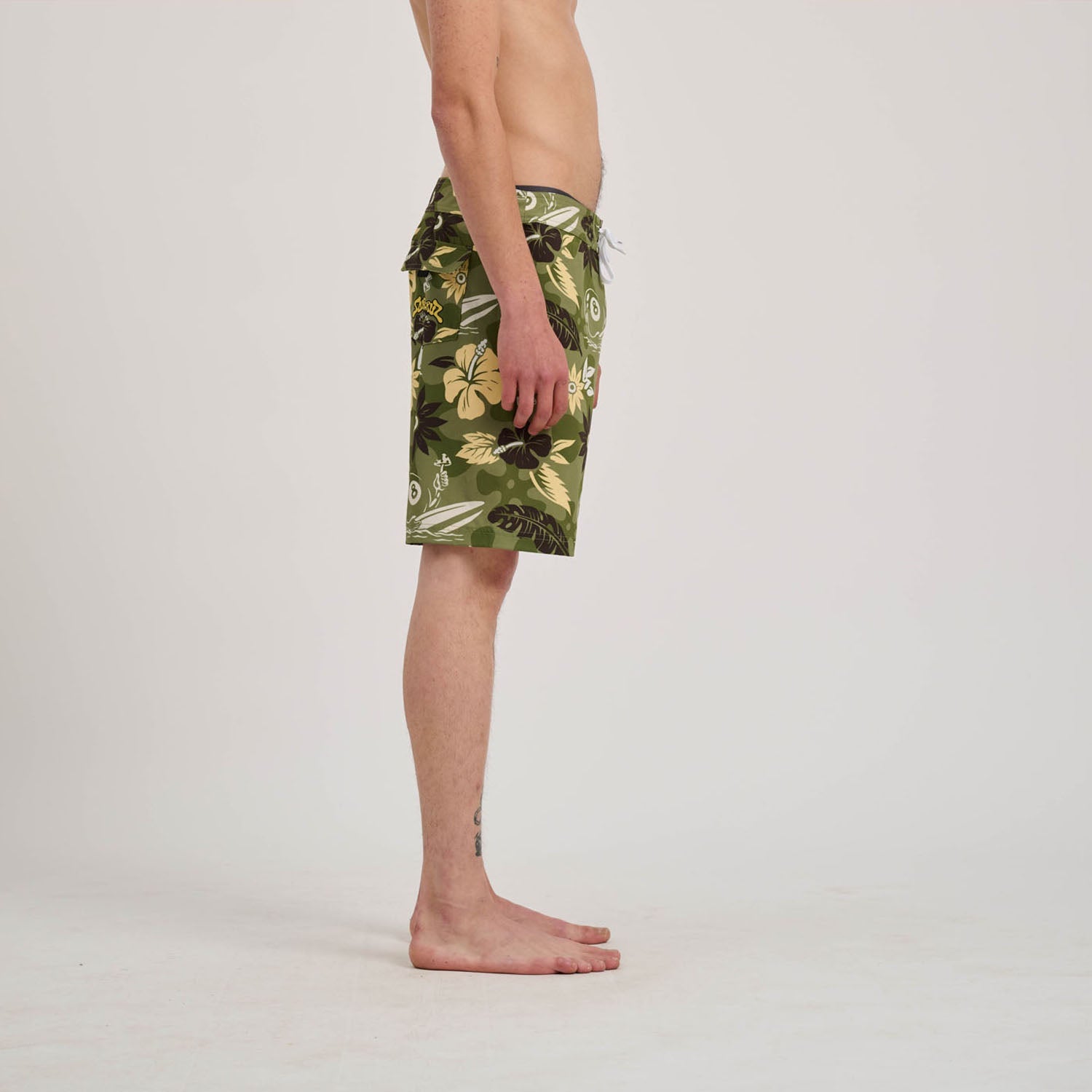 santa-cruz-skateboards-winkowski-ocho-trip-boardshort-19-outseam image 4