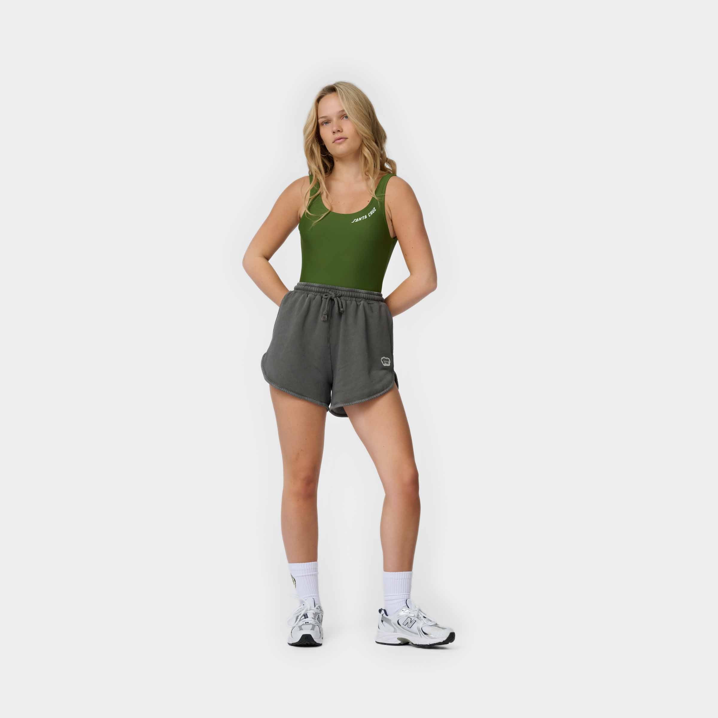 santa-cruz-skateboards-groovy-stack-shorts-donna image 3
