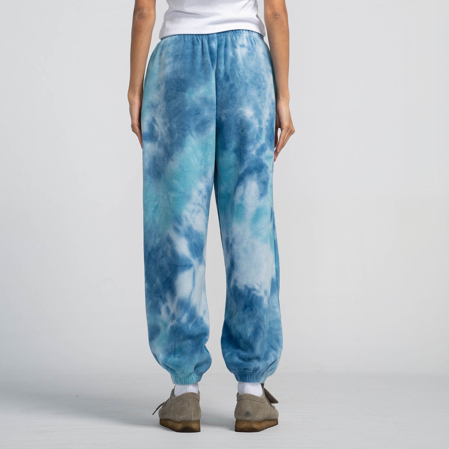 santa-cruz-skateboards-slumber-polar-pantaloni-tuta-in-pile-polare image 4
