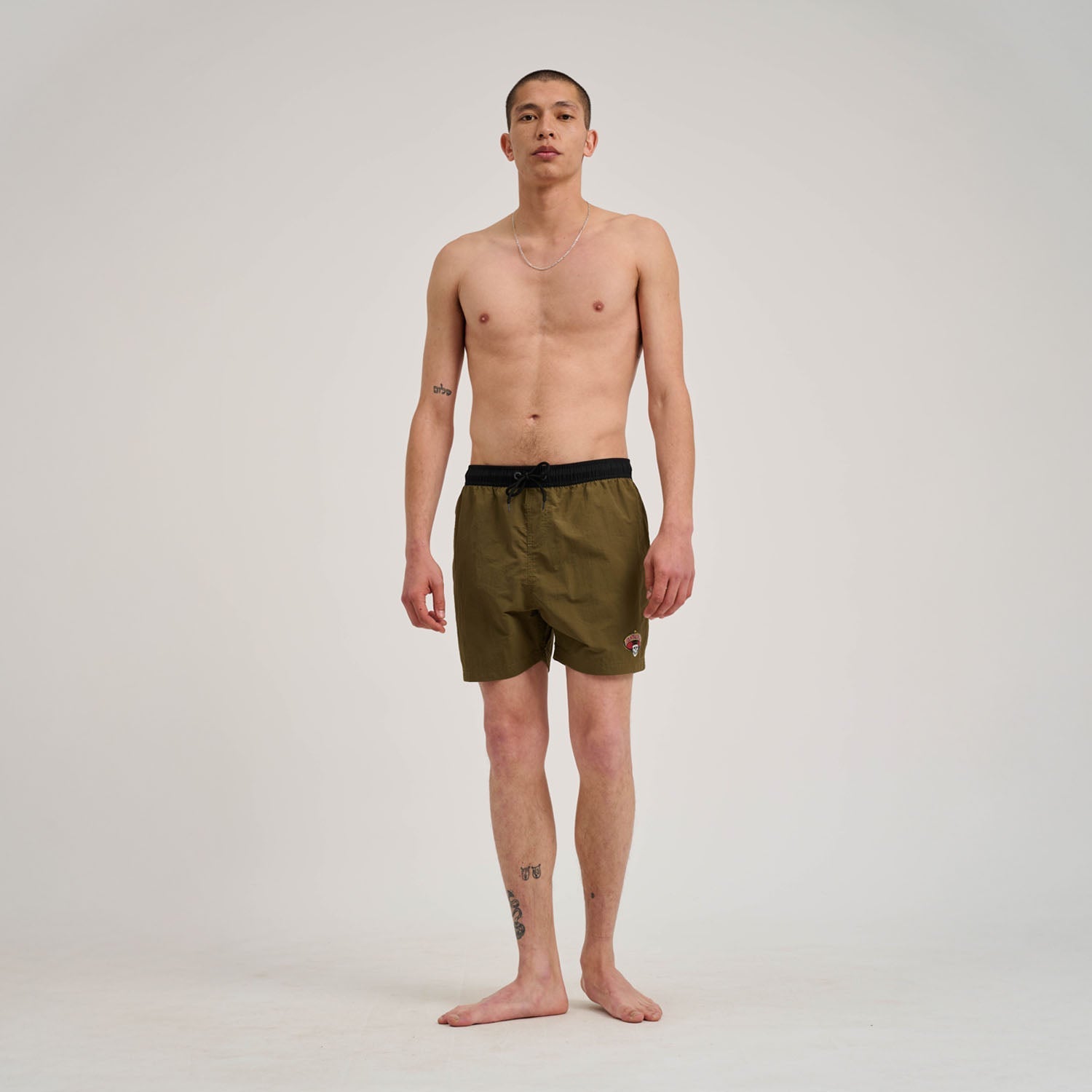 santa-cruz-skateboards-guzman-skull-swim-shorts-costume-mare-uomo image 6