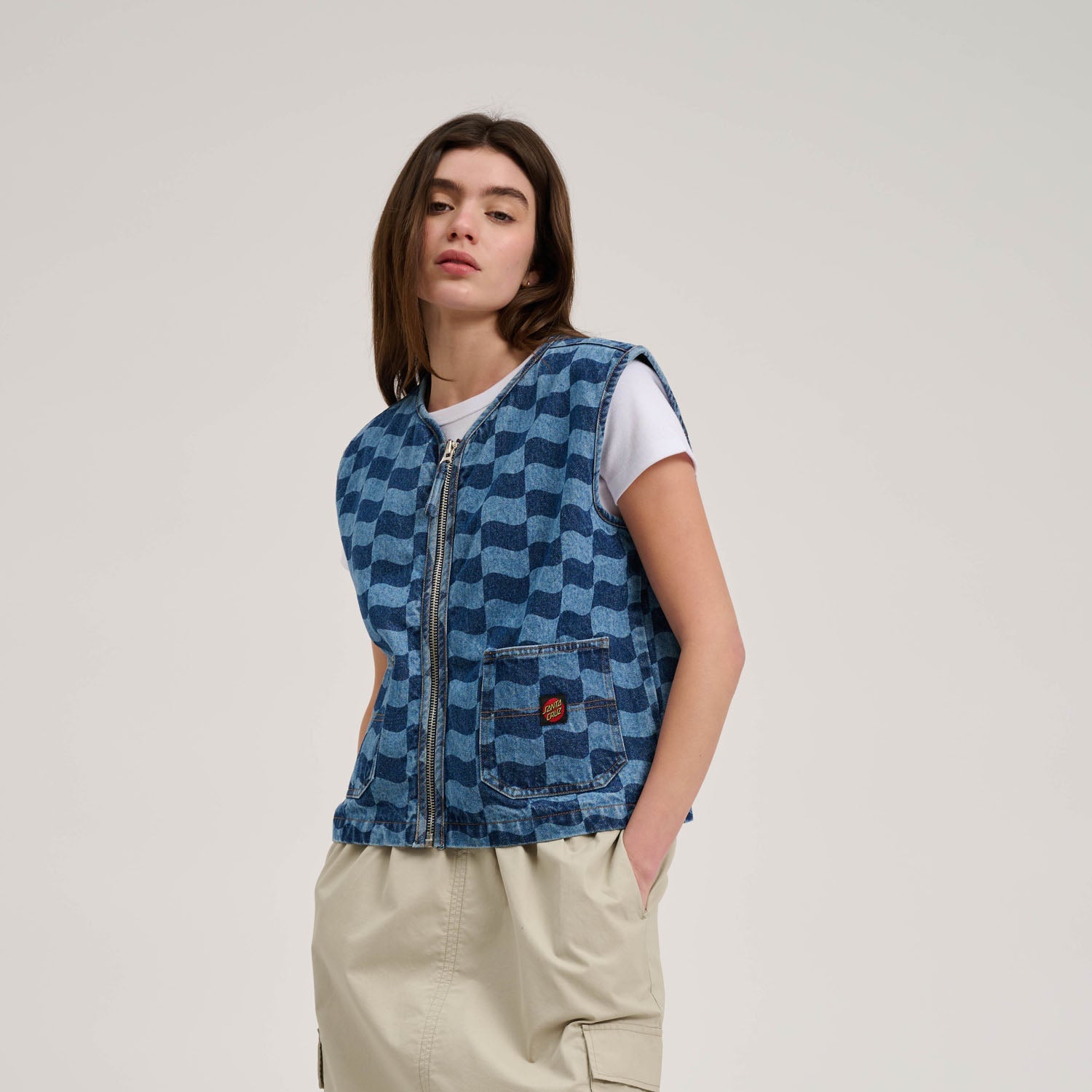 santa-cruz-skateboards-classic-label-gilet-denim-donna-regular-fit image 3