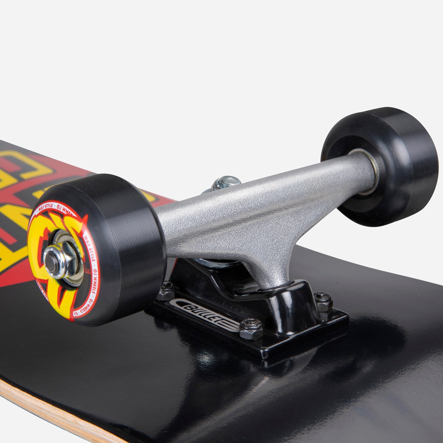santa-cruz-skateboards-classic-dot-full-complete-skateboard-8in-x-31-25in image 4